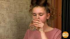 Минералка таблетке — не товарищ? Доброе утро. Фрагмент