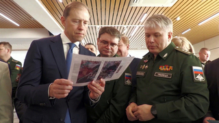 О развитии военной медицины говорили в технополисе «Эра» с участием Дениса Мантурова