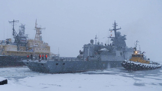 В Петропавловске-Камчатском встретили экипаж корвета «Гремящий» после завершения дальнего морского похода