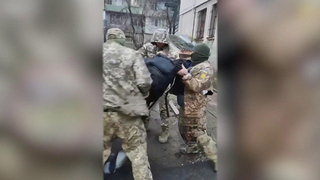 Военкомы на Украине перестали носить нательные камеры, которые фиксируют их действия