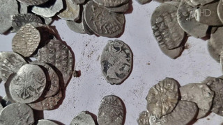 В Москве найден клад из 20 тысяч серебряных монет XVI века