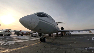 Президент поздравил с профессиональным праздником работников гражданской авиации