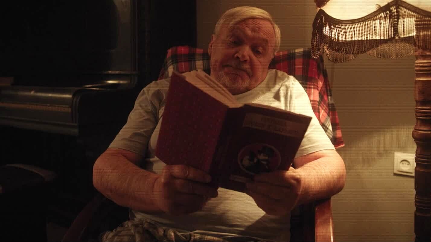 Премьера. «10 историй о любви и смерти». «Человек с книгой»
