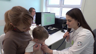 В России в 2026 году объем помощи по ОМС составит почти пять триллионов рублей