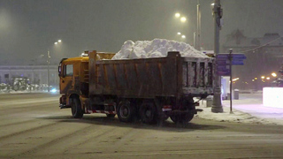 Всю ночь в Москве продолжалась метель