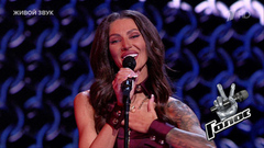 Карина Ломака. «I See Red»