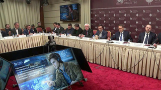 В Москве обсудили новые подходы к работе с нейросетями