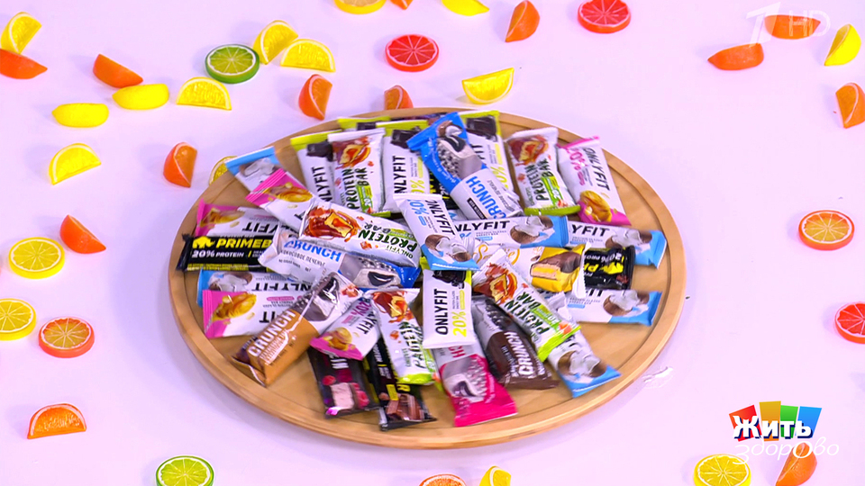 Протеиновые батончики: спасение или ловушка? Жить здорово! Фрагмент выпуска от 18.02.2026