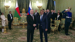 Владимир Путин принял в Кремле президента Мадагаскара Микаэля Рандрианирину