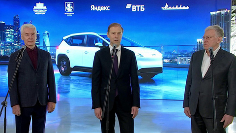 Денис Мантуров и Сергей Собянин запустили производство Umo на заводе «Москвич»