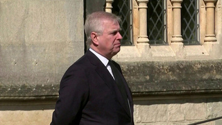 Бывшего принца Эндрю отпустили после двенадцатичасового допроса по делу Джеффри Эпштейна