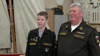 Сегодня защитники Отечества с честью продолжают традиции предков