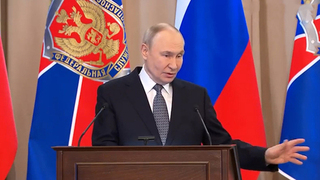 Путин поручил ФСБ усилить защиту должностных лиц Минобороны и сотрудников ОПК