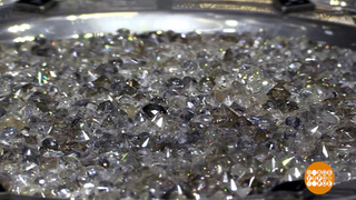 Алмазы-красавцы, алмазы-труженики. Доброе утро. Фрагмент