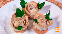 Готовим «цветочные» бутерброды на завтрак. Доброе утро. Фрагмент 