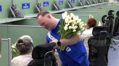 Волонтеры Народного фронта организовали поздравительные десанты в самых разных регионах страны