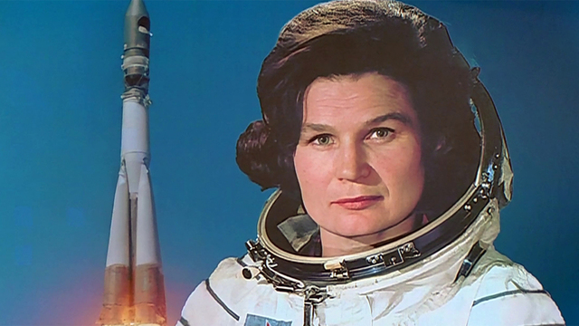 Поздравления с днем рождения принимает первая в мире женщина-космонавт Валентина Терешкова