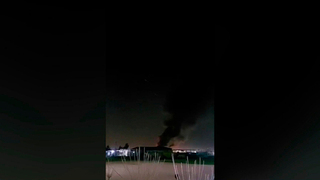 Появились кадры пожара в здании американской инженерно-логистической компании в Ираке