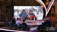 «У каждого свой путь на Первый канал». Николай Цискаридзе встретил в студии группу домофонных певцов. Сегодня вечером. Фрагмент