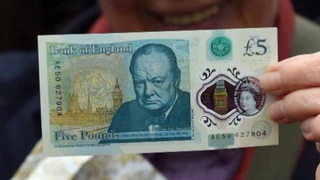 Портреты исторических личностей исчезнут с британских купюр