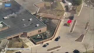 В Мичигане неизвестный въехал в здание синагоги и открыл стрельбу: видео
