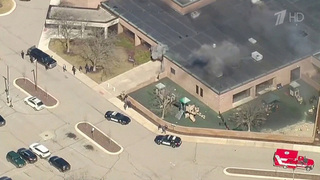 В штате Мичиган неизвестный на автомобиле въехал в здание синагоги и открыл стрельбу