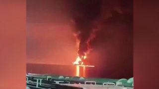 Тегеран обстреливает суда в Ормузском проливе