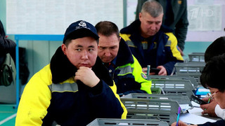 Казахстан голосует на референдуме по поправкам к Конституции