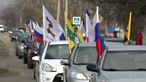 По всей стране отмечают 12-летие воссоединения Крыма и Севастополя с Россией