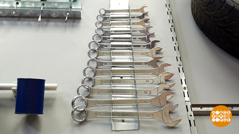 Алексей Бояджи наводит порядок в гараже. Доброе утро. Фрагмент 