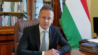 Минюст Венгрии расследует факт прослушки украинскими спецслужбами телефона Петера Сийярто