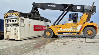 Россия передала Ирану 313 тонн медикаментов