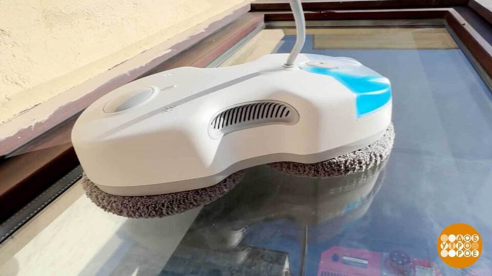 Моем окна: вкалывают роботы? Доброе утро. Фрагмент выпуска от 01.04.2026