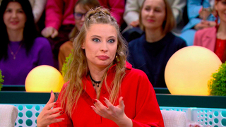 «Каждому по лещу» — ростовчанка угостила ведущих шоу «Давай поженимся!»