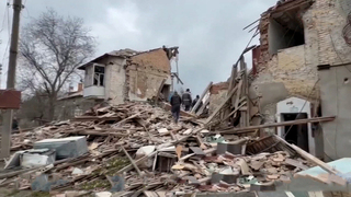 Появились кадры последствий удара ВСУ по жилому дому в Васильевке