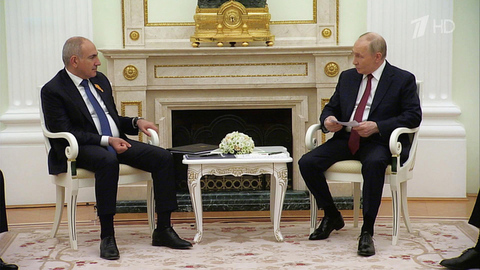 О выборе армянского народа, о разницах в цене на газ и о мире на Кавказе: заявления Владимира Путина