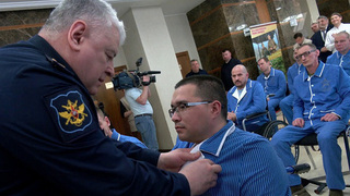 Участникам спецоперации вручили документы о дополнительном образовании