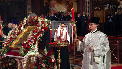 В России встретили Пасху — главный православный праздник