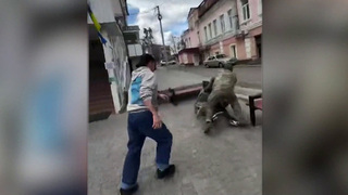 В Луцке группа подростков напала на патруль ТЦК