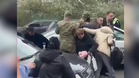 На улицах украинских городов царит хаос из-за принудительной мобилизации