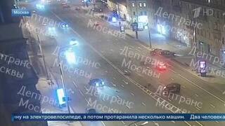 Опубликованы кадры массового ДТП на Садовом кольце