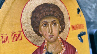 В атриуме первого корпуса МИД РФ открылась уникальная выставка икон