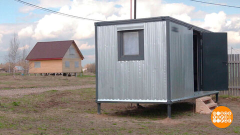 Контейнер вместо дачного домика: а что, так можно? Доброе утро. Фрагмент 