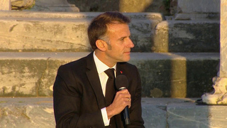 Президент Франции призвал всю Европу «проснуться»