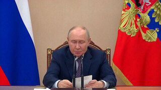 Владимир Путин назвал приоритетом безопасность всех участников выборов