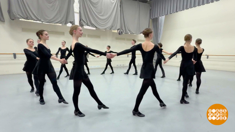 Танцуют все! И правильно делают... Доброе утро. Фрагмент 