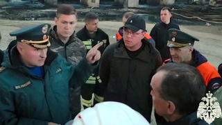 По поручению президента в Туапсе прибыл глава МЧС Александр Куренков