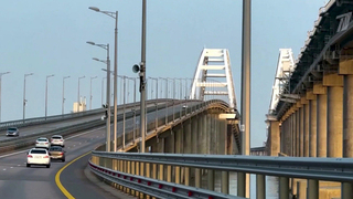 Для обеспечения безопасности ввели новые правила проезда по Крымскому мосту