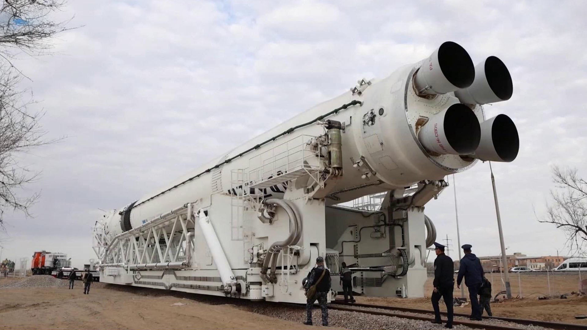 Ракета крупным планом — image 2