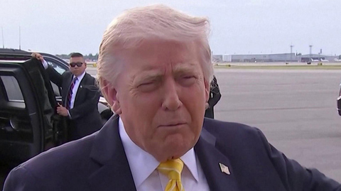 Дональд Трамп делает новые воинственные заявления спустя сутки после завершения военных действий против Ирана